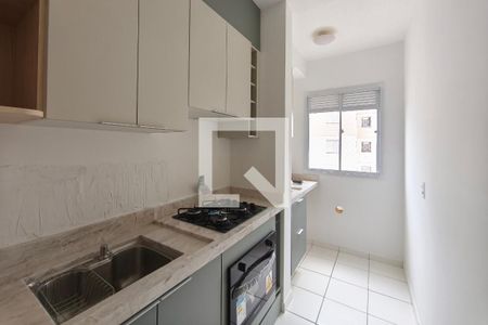 Cozinha de apartamento à venda com 3 quartos, 58m² em Jardim do Lago Continuacao, Campinas