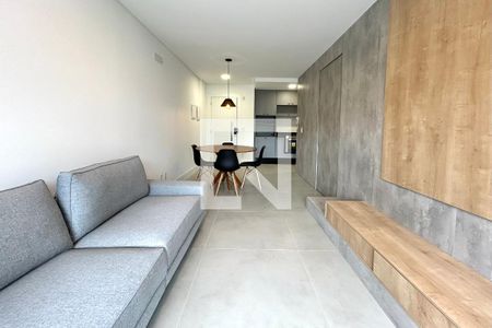 Sala de apartamento para alugar com 2 quartos, 75m² em Saco Grande, Florianópolis