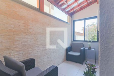 Varanda Sala de casa à venda com 3 quartos, 183m² em Vila Albano, São Paulo