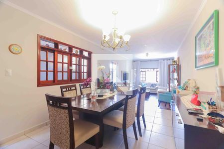 Sala de casa à venda com 3 quartos, 183m² em Vila Albano, São Paulo