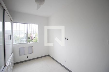 Quarto 1 de apartamento para alugar com 2 quartos, 70m² em Colubandê, São Gonçalo