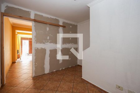 Sala de casa para alugar com 2 quartos, 120m² em Jardim Ana Maria, São Paulo