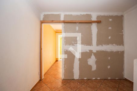 Sala de casa para alugar com 2 quartos, 120m² em Jardim Ana Maria, São Paulo