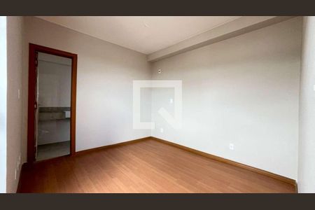 Apartamento à venda com 2 quartos, 79m² em Santo Antônio, Belo Horizonte