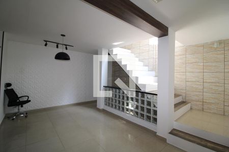 Sala / Cozinha de casa para alugar com 2 quartos, 108m² em Santana, São Paulo