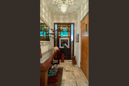 Hall de entrada de apartamento à venda com 3 quartos, 185m² em Alto de Pinheiros, São Paulo