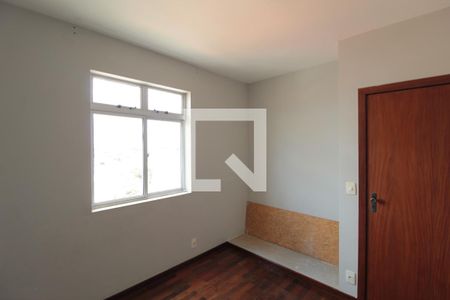 Suíte de apartamento para alugar com 3 quartos, 200m² em Vila Cloris, Belo Horizonte