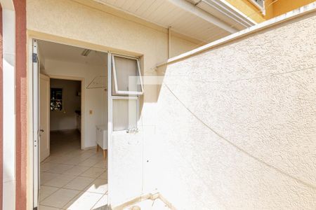 Área Externa da Área de Serviço de casa de condomínio para alugar com 3 quartos, 194m² em Parque Alto Taquaral, Campinas