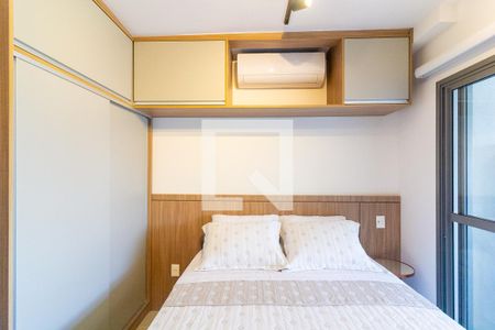 Quarto de kitnet/studio à venda com 1 quarto, 32m² em Jardim das Acacias, São Paulo
