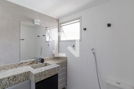 Banheiro de apartamento à venda com 1 quarto, 50m² em Itaim Bibi, São Paulo