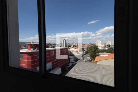 Vista da Sala/Cozinha de apartamento para alugar com 2 quartos, 60m² em Vila Ede, São Paulo