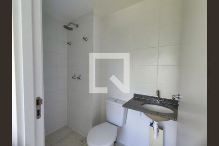 Banheiro da Suíte de apartamento à venda com 2 quartos, 50m² em Barra da Tijuca, Rio de Janeiro