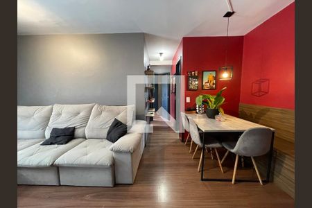 Sala de apartamento à venda com 2 quartos, 57m² em Ferreira, São Paulo