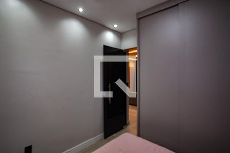 Quarto 1 de apartamento à venda com 2 quartos, 47m² em Itapoã, Belo Horizonte