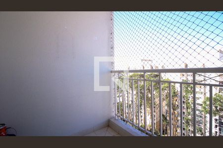 Sacada de apartamento à venda com 3 quartos, 75m² em Parque São Lucas, São Paulo