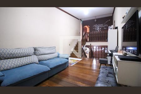 Sala de casa para alugar com 3 quartos, 175m² em São Rafael, São Paulo