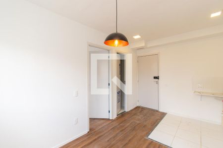 Sala de apartamento para alugar com 2 quartos, 31m² em Quinta da Paineira, São Paulo