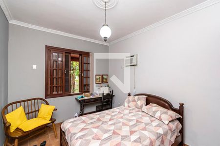 1º andar - Quarto 1 de casa à venda com 5 quartos, 290m² em Braz de Pina, Rio de Janeiro