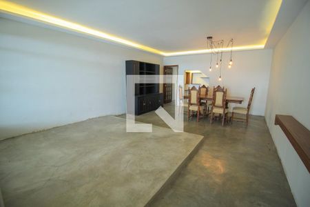 Casa à venda com 3 quartos, 163m² em Vila Prudente, São Paulo