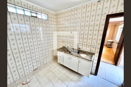 Cozinha de casa para alugar com 1 quarto, 40m² em Jardim Franca, São Paulo