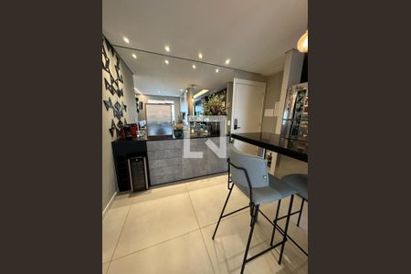Apartamento à venda com 2 quartos, 69m² em Lapa, São Paulo