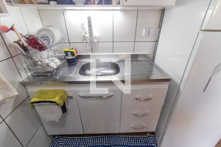 Sala/Cozinha de kitnet/studio para alugar com 1 quarto, 29m² em Cidade Industrial de Curitiba, Curitiba