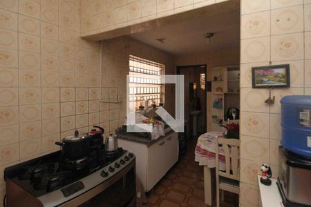 Casa para alugar com 2 quartos, 96m² em Jardim Ivone, São Paulo