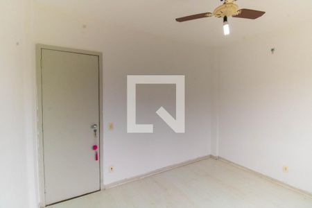 Quarto  de apartamento à venda com 2 quartos, 70m² em Itaipu, Niterói