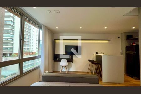 Quarto de kitnet/studio para alugar com 1 quarto, 26m² em Pinheiros, São Paulo