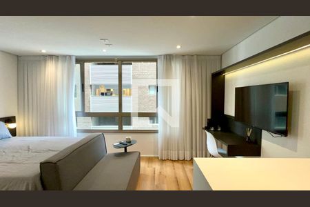 Sala de kitnet/studio para alugar com 1 quarto, 26m² em Pinheiros, São Paulo