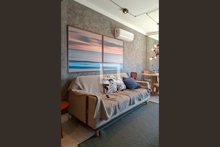 Sala de apartamento para alugar com 2 quartos, 75m² em Maracanã, Praia Grande