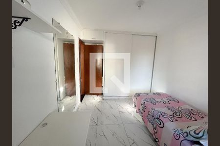 Casa à venda com 4 quartos, 180m² em Alípio de Melo, Belo Horizonte