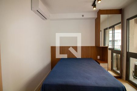 Sala / Quarto - Studio de kitnet/studio para alugar com 1 quarto, 25m² em Santo Amaro, São Paulo