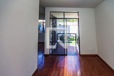 Apartamento à venda com 3 quartos, 120m² em Santa Amelia, Belo Horizonte