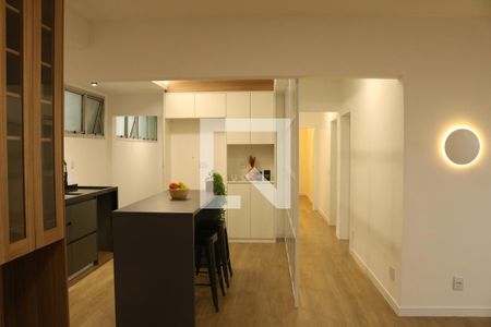Sala de apartamento à venda com 3 quartos, 115m² em Pompeia, São Paulo