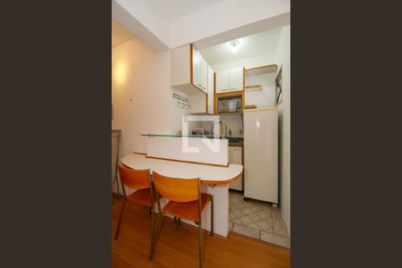 Sala e Cozinha de apartamento para alugar com 1 quarto, 48m² em Paraíso, São Paulo