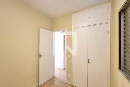Quarto 2  de apartamento à venda com 2 quartos, 60m² em Vila Itapura, Campinas