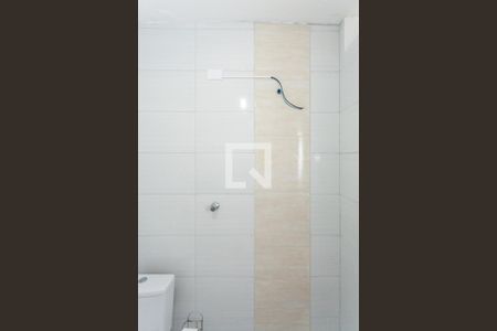 Banheiro de casa para alugar com 1 quarto, 30m² em Vila Anhanguera, São Paulo