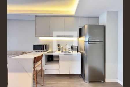 Sala/Cozinha de apartamento para alugar com 1 quarto, 29m² em Indianópolis, São Paulo