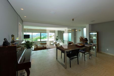 Sala 2 de casa de condomínio à venda com 4 quartos, 500m² em Vila Castela, Nova Lima