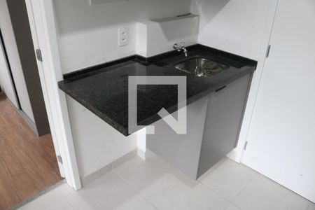 Sala e Cozinha Integrada de apartamento para alugar com 1 quarto, 27m² em Parque Industrial Tomas Edson, São Paulo