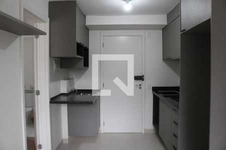Sala e Cozinha Integrada de apartamento para alugar com 1 quarto, 27m² em Parque Industrial Tomas Edson, São Paulo