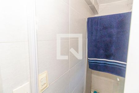 Banheiro de casa para alugar com 1 quarto, 35m² em Honório Gurgel, Rio de Janeiro