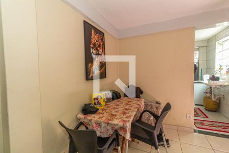 Sala de casa para alugar com 1 quarto, 35m² em Honório Gurgel, Rio de Janeiro