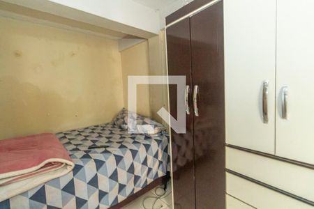 Quarto de casa para alugar com 1 quarto, 35m² em Honório Gurgel, Rio de Janeiro