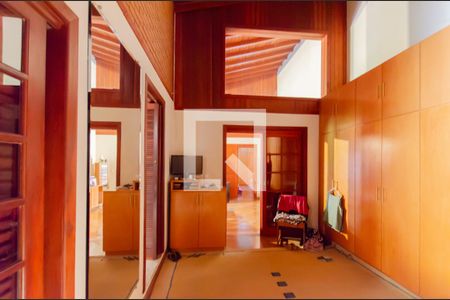 Suíte 1 de casa para alugar com 4 quartos, 800m² em Vila Monumento, São Paulo