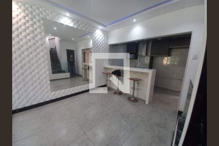 Casa à venda com 3 quartos, 100m² em Praça da Bandeira, Rio de Janeiro