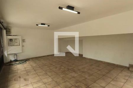Casa para alugar com 2 quartos, 179m² em Vila Lucinda, Santo André