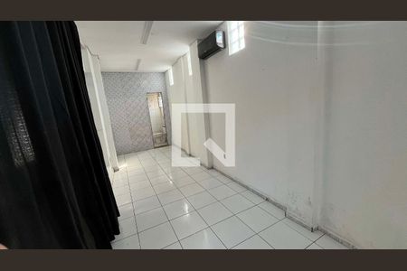 Casa à venda com 4 quartos, 210m² em Alípio de Melo, Belo Horizonte