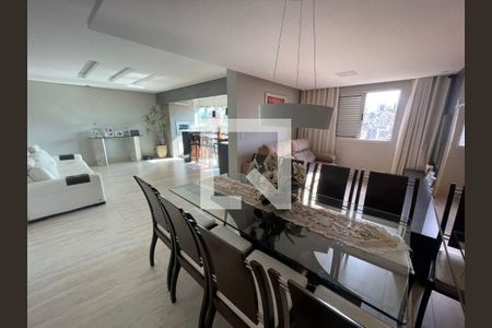 Apartamento à venda com 3 quartos, 136m² em Estoril, Belo Horizonte